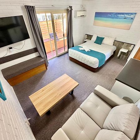 Top Of The Town Motor Inn 나루마 외부 사진