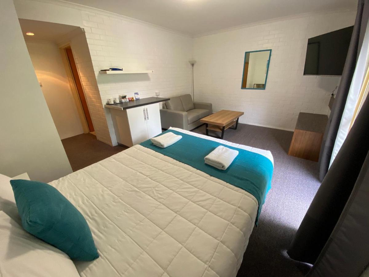 Top Of The Town Motor Inn 나루마 외부 사진